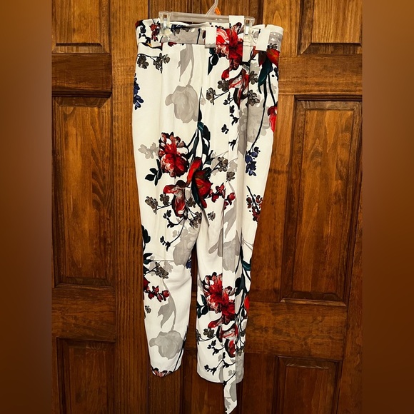 Express Women’s High Rise Floral Dress Pant Size 10 Regular - Picture 3 of 9